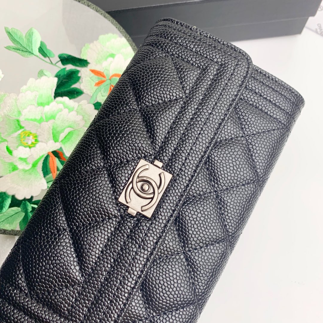 芸能人愛用Chanel シャネル 実物の写真 N品スーパーコピー財布代引き対応国内発送後払い安全必ず届く優良サイト